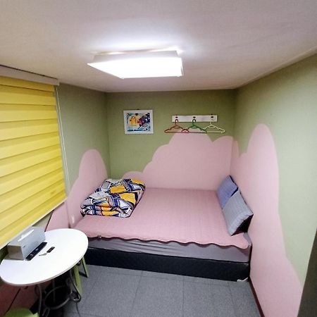 Korstay Guesthouse Seoul Station Екстер'єр фото
